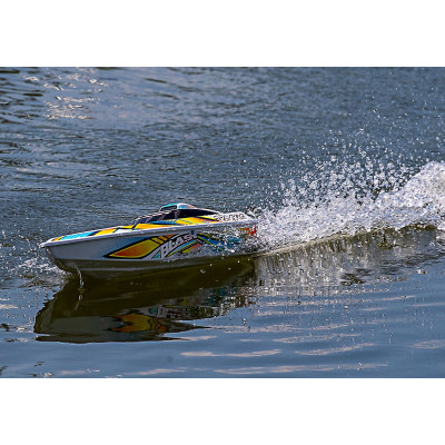Blast High Performance Race Boat with TQ 2.4GHz radio system